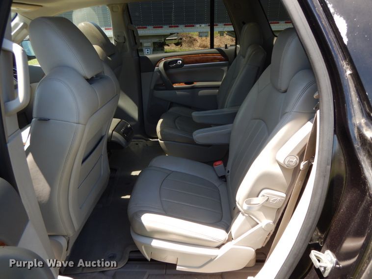 image for item IL9298 2008 Buick Enclave SUV