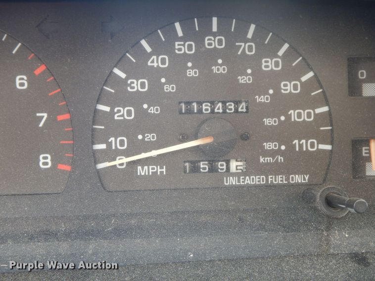 image for item IL9307 1993 Toyota 4Runner SR5  SUV