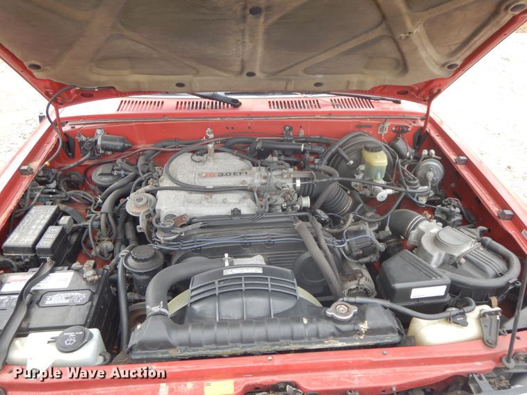 image for item IL9307 1993 Toyota 4Runner SR5  SUV