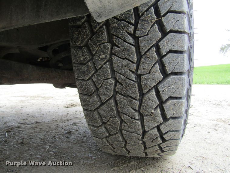 image for item IL9397 2000 Dodge Dakota SLT  Quad Cab pickup truck