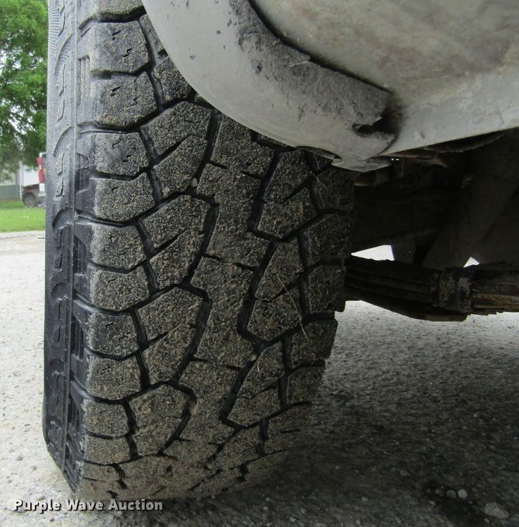 image for item IL9397 2000 Dodge Dakota SLT  Quad Cab pickup truck