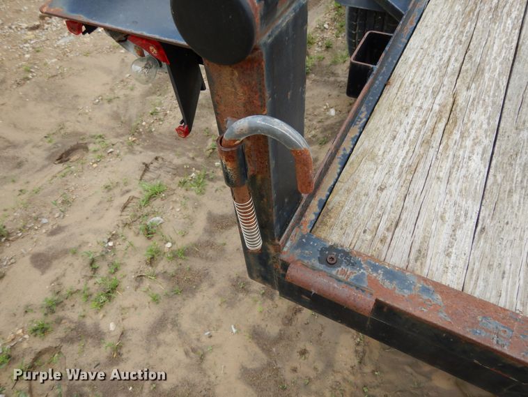 image for item IL9419 2021 Doolittle 6610  utility trailer