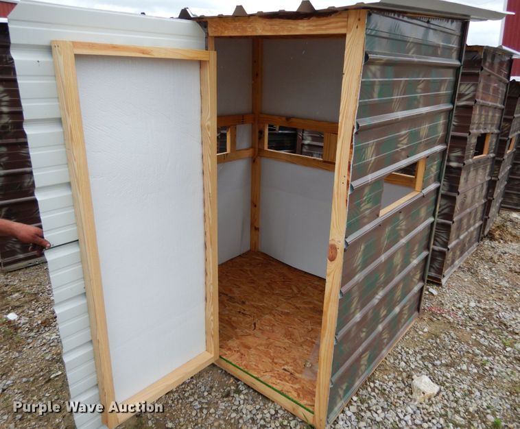 image for item IL9425 Shop built hunting blind