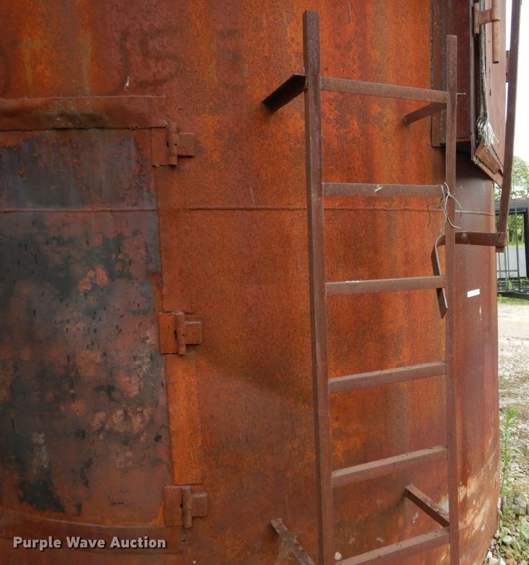 image for item IL9427 Steel tank