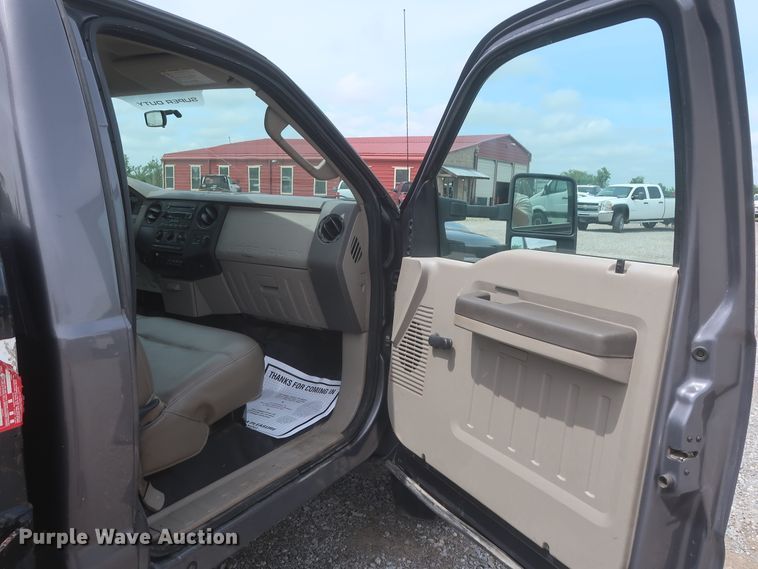 image for item IO9100 2008 Ford F450 Super Duty XL  flatbed truck