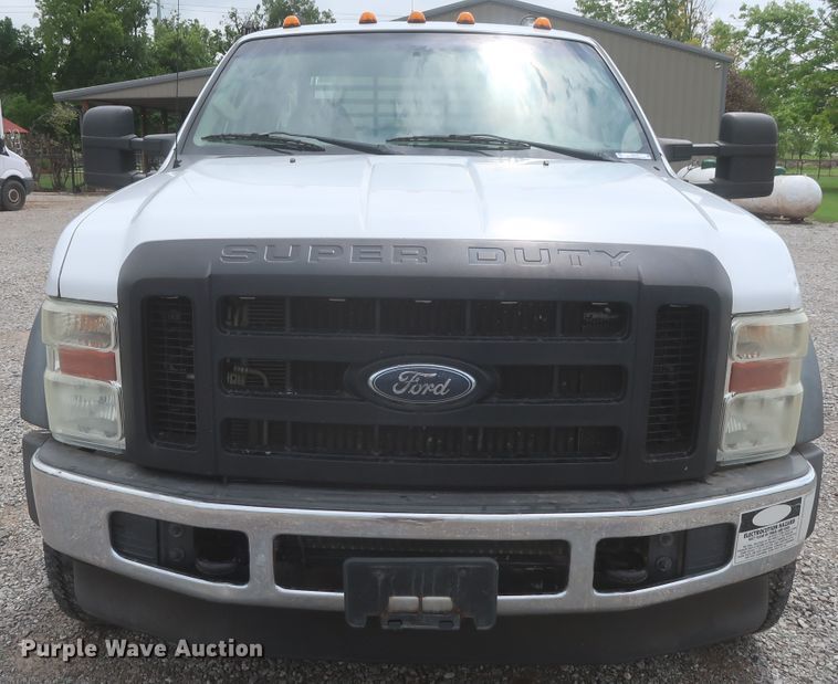 image for item IO9103 2008 Ford F450 Super Duty XL  flatbed truck