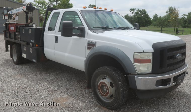 image for item IO9103 2008 Ford F450 Super Duty XL  flatbed truck
