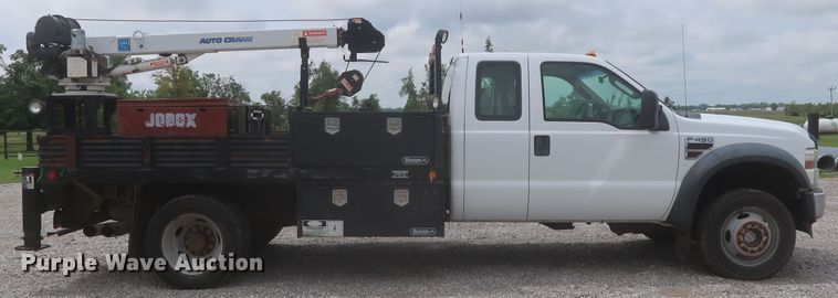 image for item IO9103 2008 Ford F450 Super Duty XL  flatbed truck