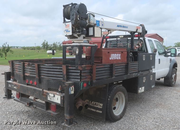 image for item IO9103 2008 Ford F450 Super Duty XL  flatbed truck
