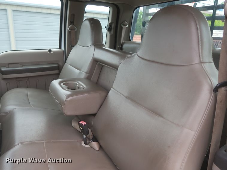 image for item IO9103 2008 Ford F450 Super Duty XL  flatbed truck