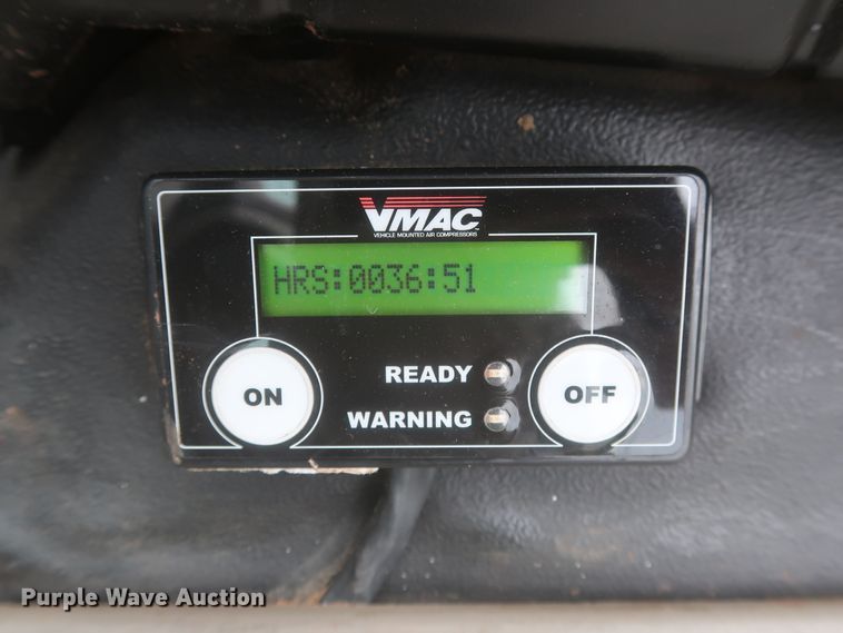 image for item IO9103 2008 Ford F450 Super Duty XL  flatbed truck