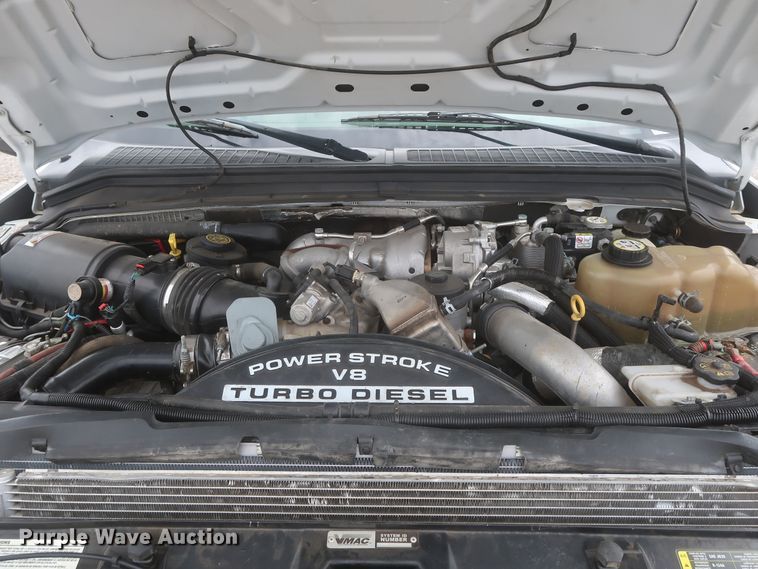 image for item IO9103 2008 Ford F450 Super Duty XL  flatbed truck