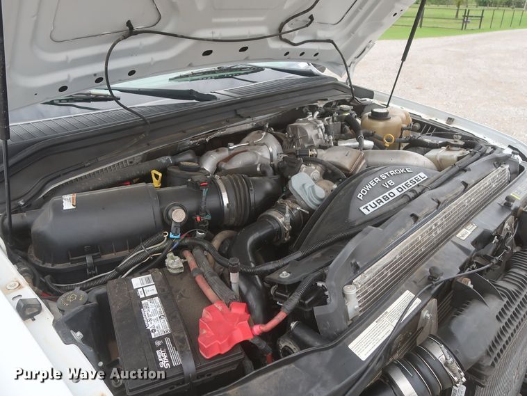 image for item IO9103 2008 Ford F450 Super Duty XL  flatbed truck