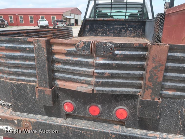 image for item IO9103 2008 Ford F450 Super Duty XL  flatbed truck