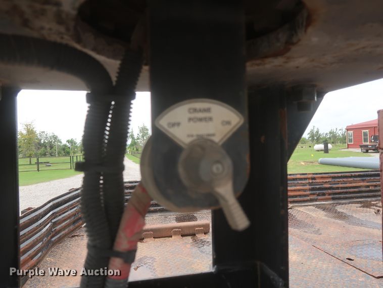 image for item IO9103 2008 Ford F450 Super Duty XL  flatbed truck