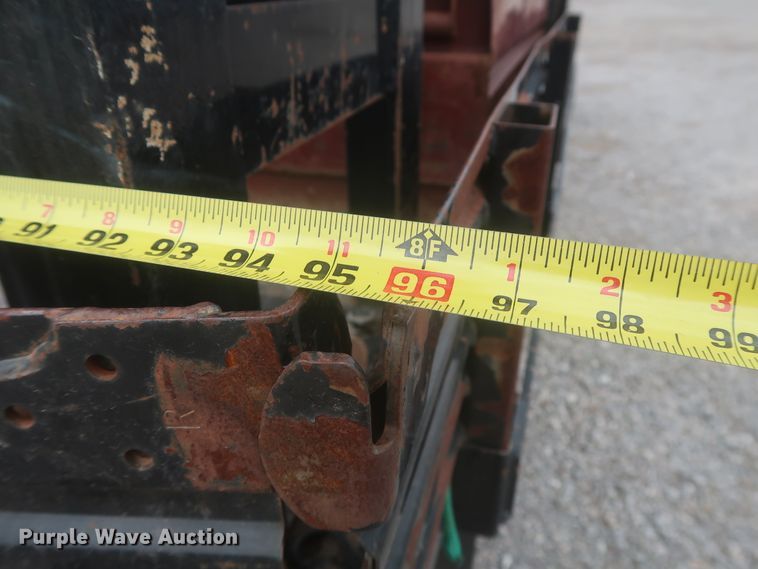 image for item IO9103 2008 Ford F450 Super Duty XL  flatbed truck