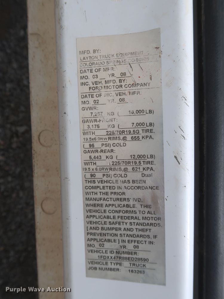 image for item IO9103 2008 Ford F450 Super Duty XL  flatbed truck