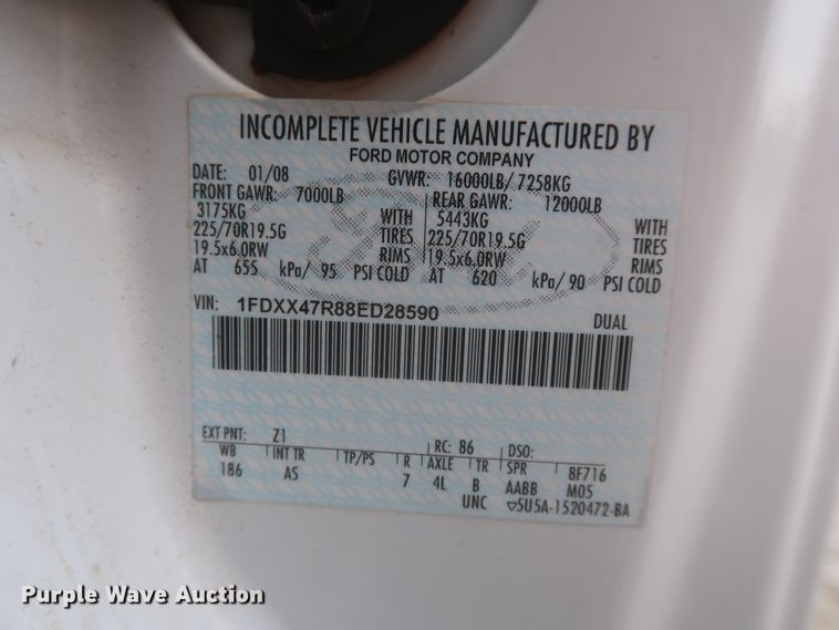 image for item IO9103 2008 Ford F450 Super Duty XL  flatbed truck