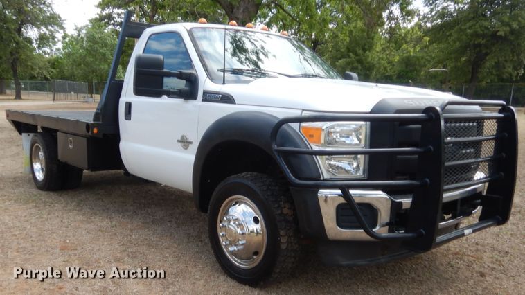 image for item IP9772 2011 Ford F550 Super Duty  flatbed truck