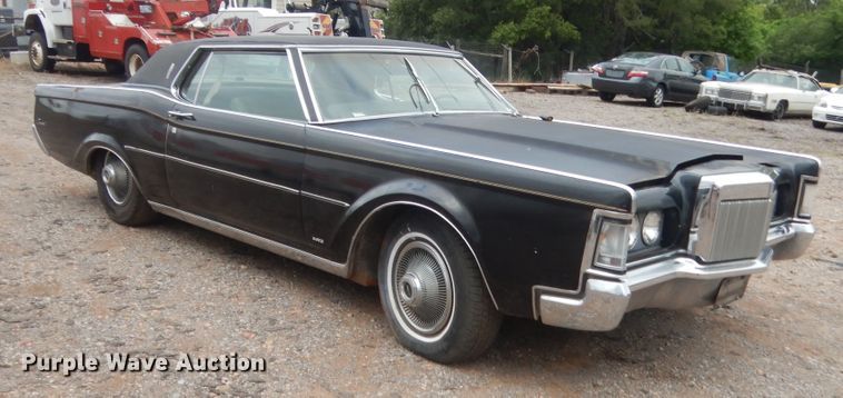 image for item IP9828 1969 Lincoln Continental Mark III