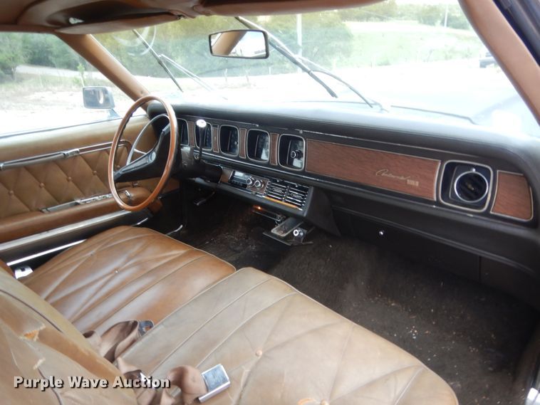 image for item IP9828 1969 Lincoln Continental Mark III