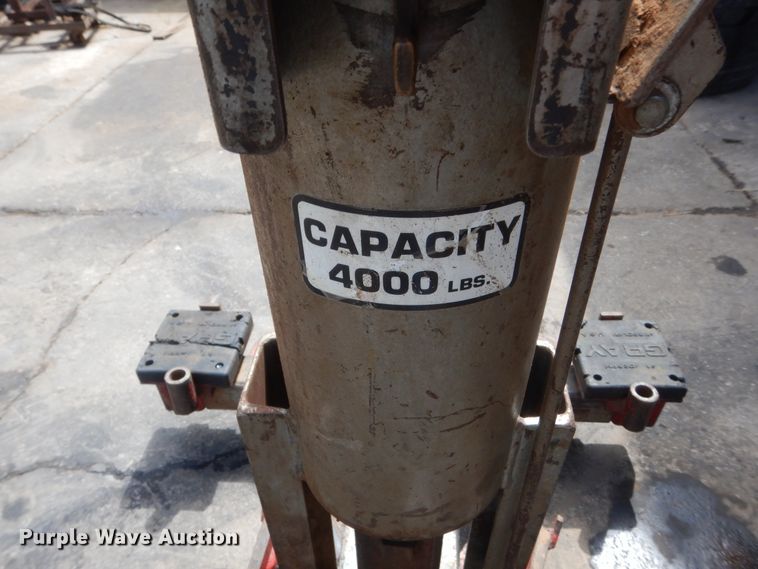 image for item IP9831 Gray  jack