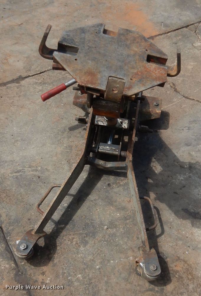 image for item IP9833 Transmission jack