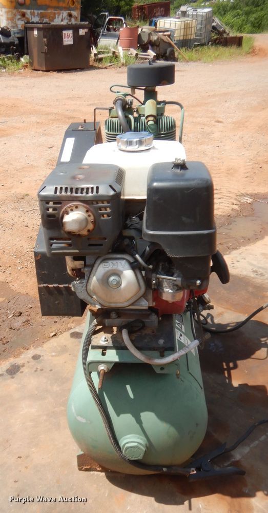 image for item IP9836 Champion HGR7-3H  air compressor