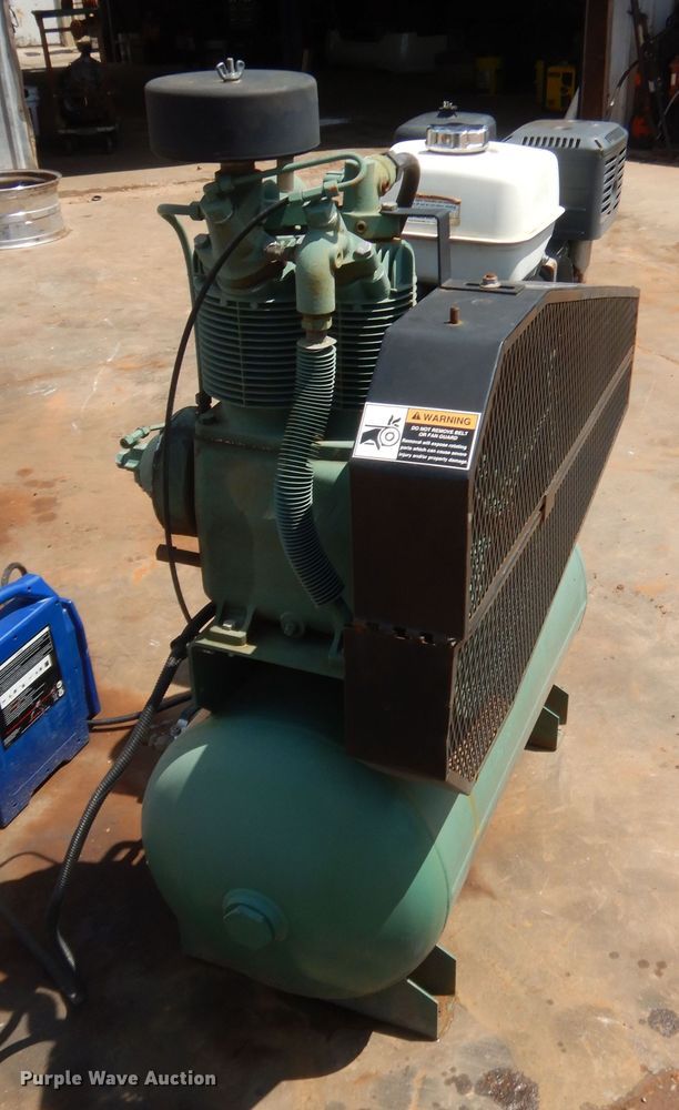 image for item IP9836 Champion HGR7-3H  air compressor