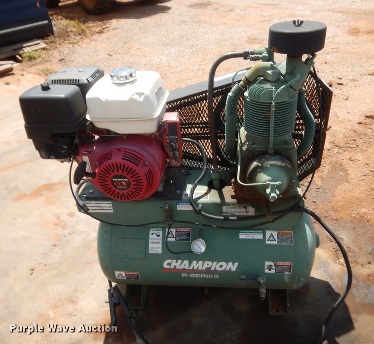 image for item IP9836 Champion HGR7-3H  air compressor