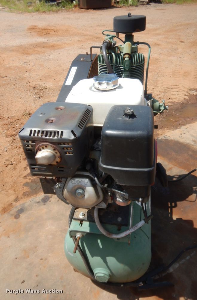 image for item IP9836 Champion HGR7-3H  air compressor