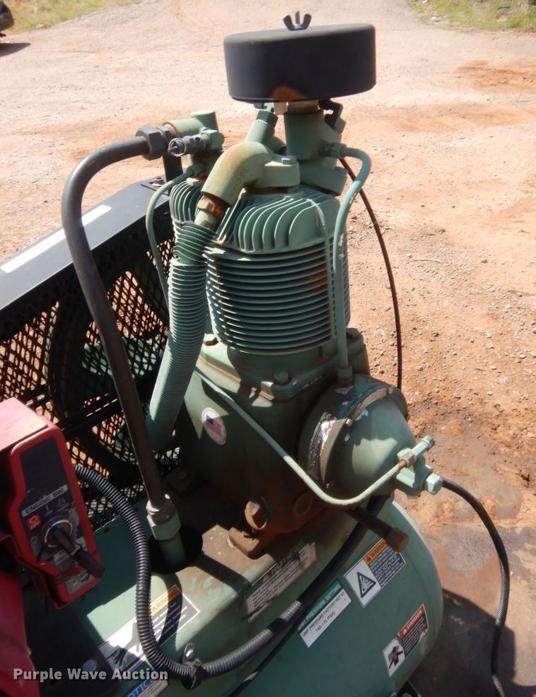 image for item IP9836 Champion HGR7-3H  air compressor