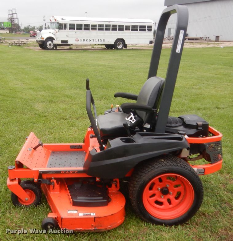 image for item IP9867 Kubota Z125SKH  ZTR lawn mower