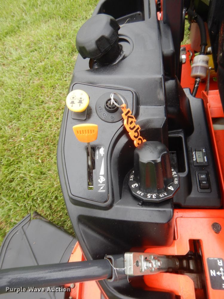 image for item IP9867 Kubota Z125SKH  ZTR lawn mower