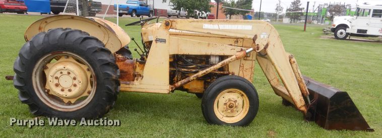 image for item IP9868 Massey Ferguson MF203  tractor