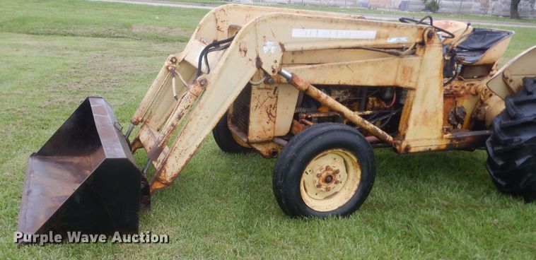 image for item IP9868 Massey Ferguson MF203  tractor