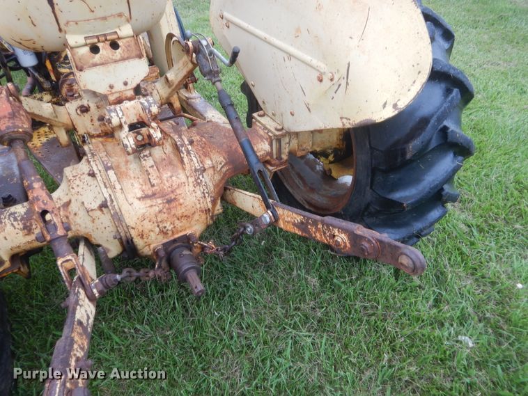 image for item IP9868 Massey Ferguson MF203  tractor