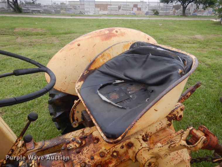 image for item IP9868 Massey Ferguson MF203  tractor