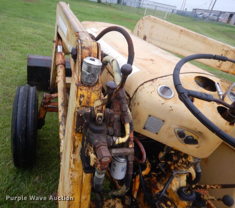 image for item IP9868 Massey Ferguson MF203  tractor