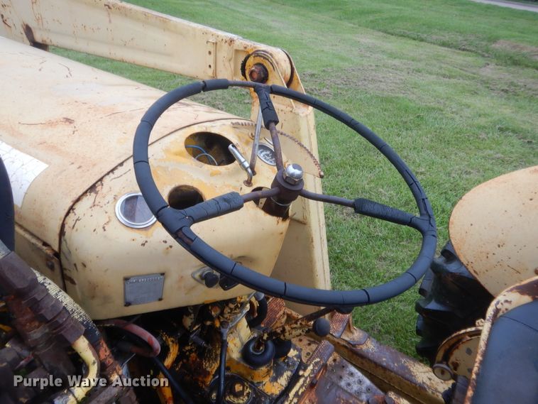 image for item IP9868 Massey Ferguson MF203  tractor