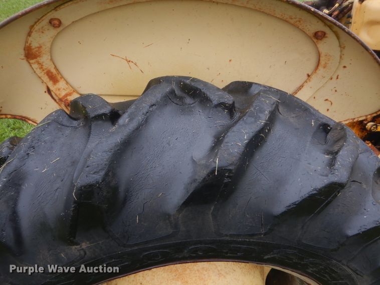 image for item IP9868 Massey Ferguson MF203  tractor