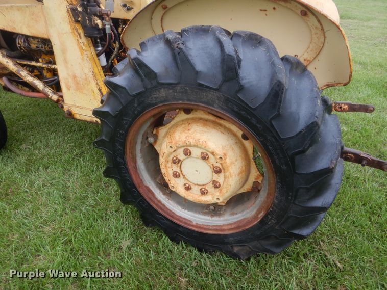 image for item IP9868 Massey Ferguson MF203  tractor