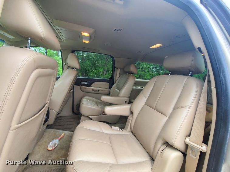 image for item IQ9184 2007 GMC Yukon Denali  SUV