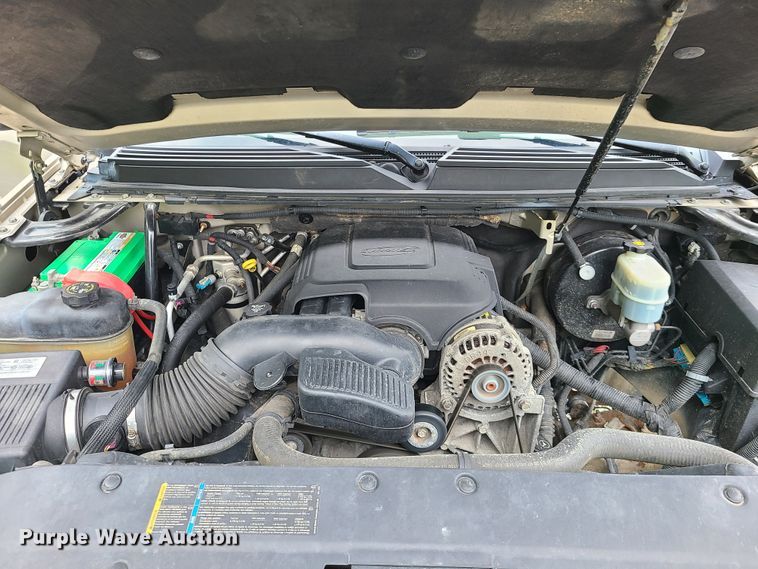 image for item IQ9184 2007 GMC Yukon Denali  SUV