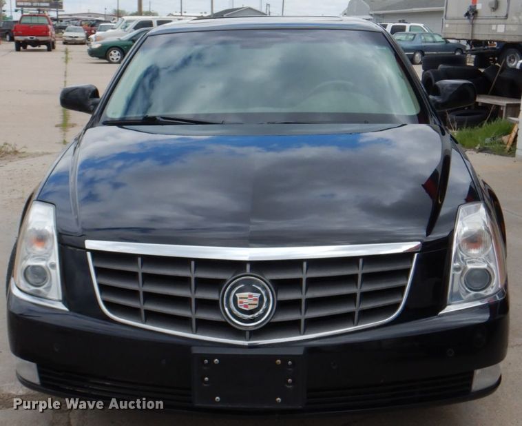 image for item IQ9467 2006 Cadillac DTS