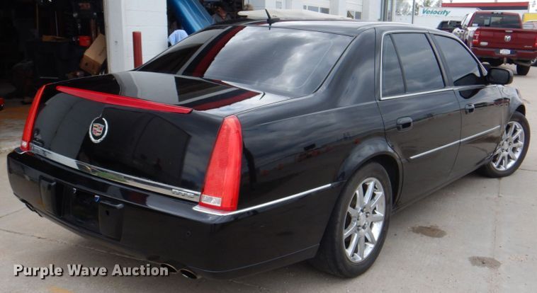image for item IQ9467 2006 Cadillac DTS
