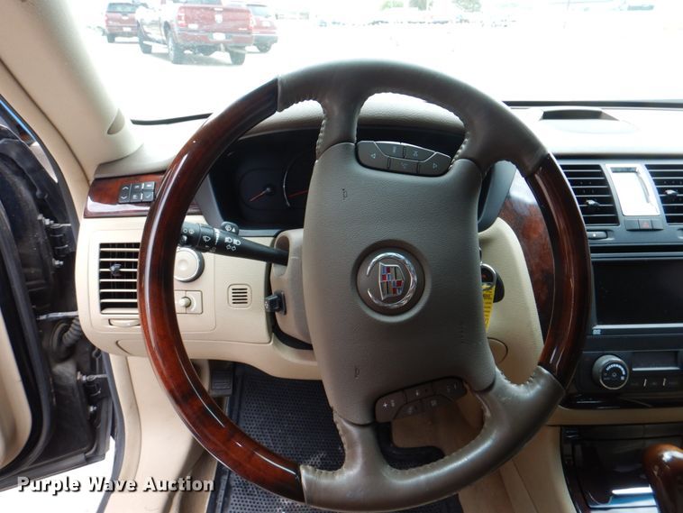 image for item IQ9467 2006 Cadillac DTS