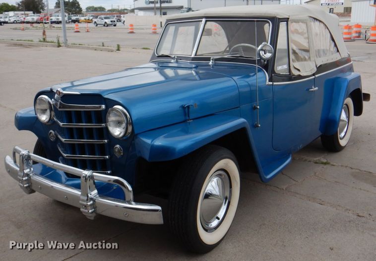 image for item IQ9468 1950 Willy's Jeepster  convertible SUV