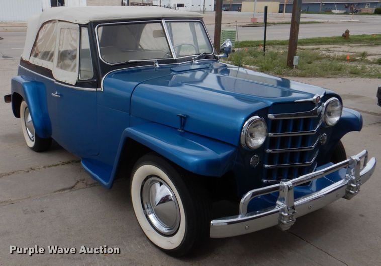 image for item IQ9468 1950 Willy's Jeepster  convertible SUV