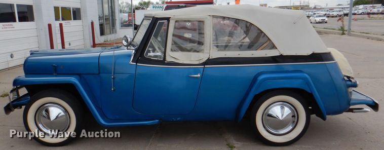 image for item IQ9468 1950 Willy's Jeepster  convertible SUV